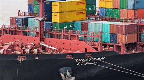 dhl ocean tracking.